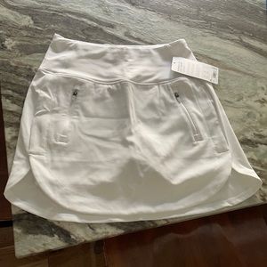 Athleta XS Fairway 16” golf skirt